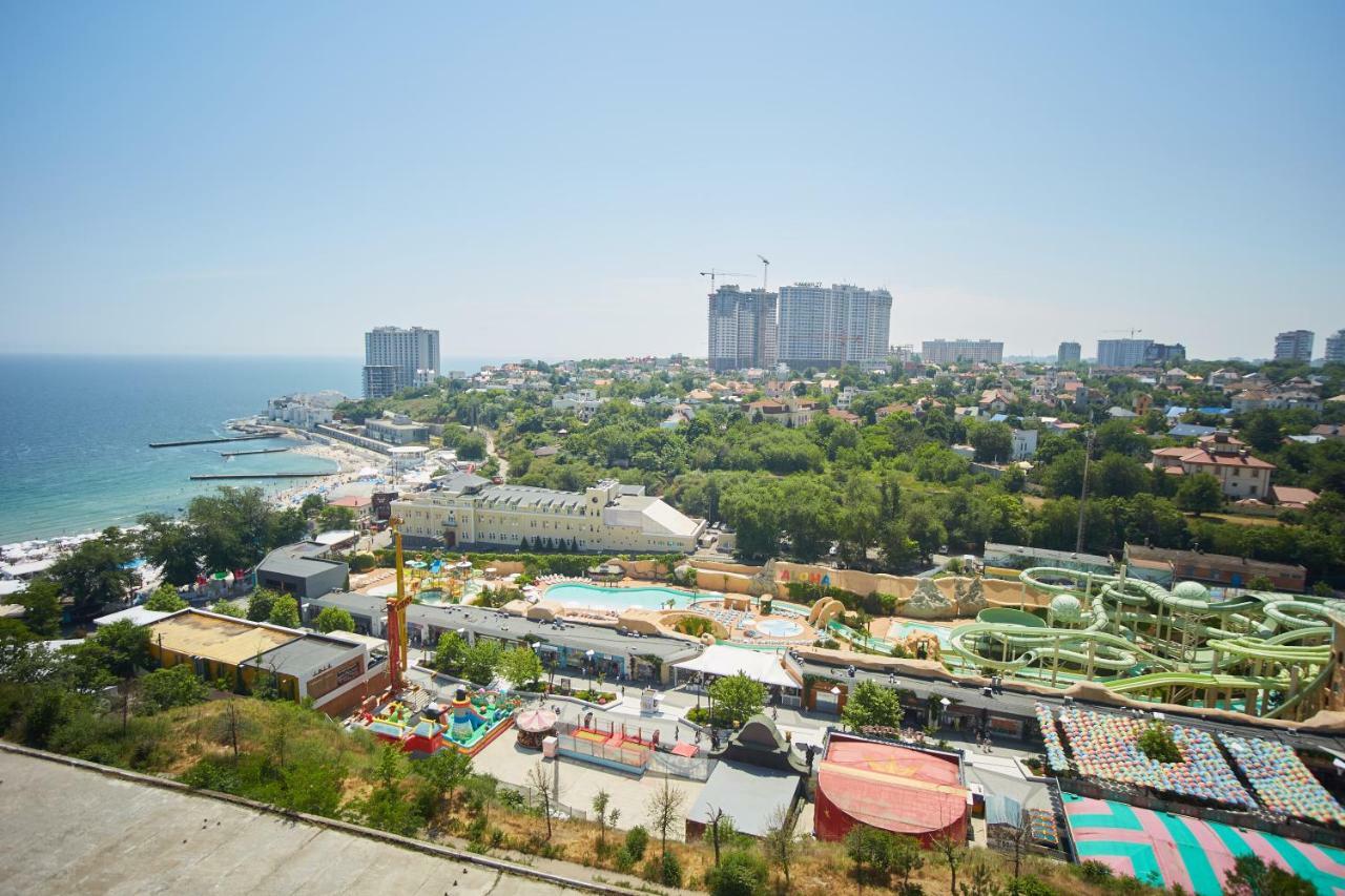 Gagarin Plaza Luxury Sea View Apartments Odesa Exterior photo