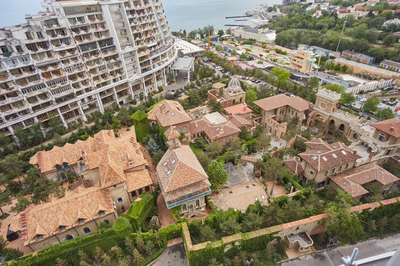 Gagarin Plaza Luxury Sea View Apartments Odesa Exterior photo